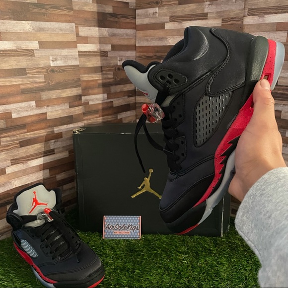 Air Jordan 5 Retro Satin Bred - Picture 1 of 2
